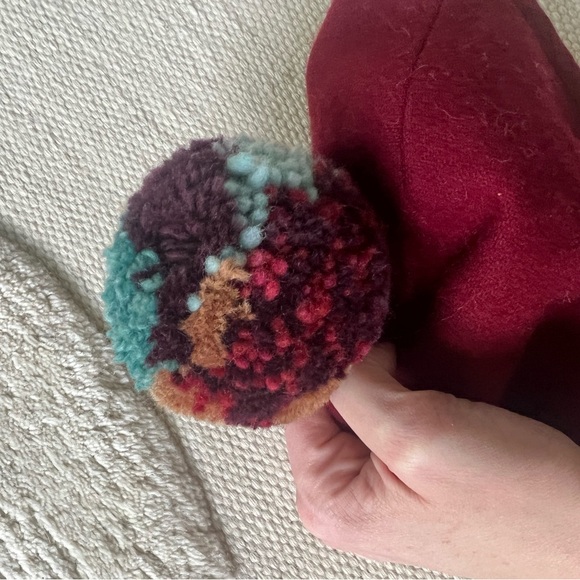 Briar Handmade wool felt yarn bonnet pom pom red rust green teal navy 2T-4T 24m - Picture 5 of 9